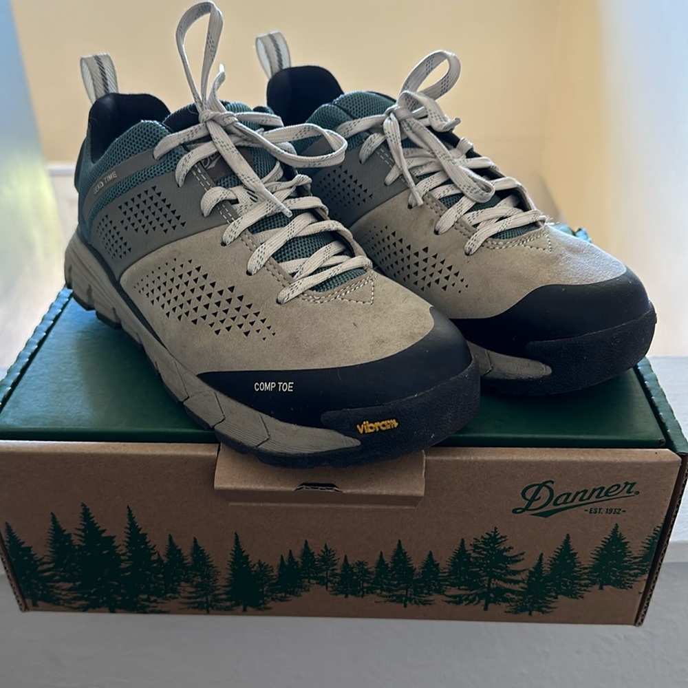 Danner Lead Time Non-Metallic Toe Work Shoes - image 1